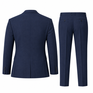 Traje de hombre de dos piezas, corte ajustado, plisado, antiarrugas, transpirable, de poliéster y viscosa elástica, con cuello de muesca y botonadura sencilla. - Product Image 3