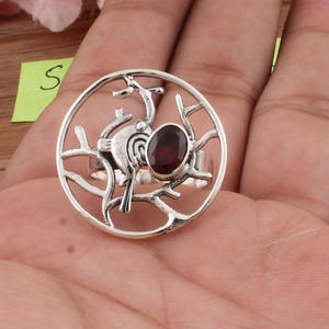 แหวนนกกระจอกประดับโกเมนสีแดงวินเทจ ตัวเรือนเงินแท้ 925 เครื่องประดับรูปนกสำหรับผู้หญิง แรงบันดาลใจจากธรรมชาติ แหวนรูปนกเลิฟเบิร์ด เดือนมกราคม - Product Image 5