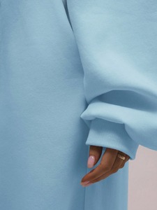 Ensemble de jogging pour femme, coupe slim, tissu coton et polyester, sweat à capuche zippé, respirant, extensible, vêtements de sport et de fitness. - Product Image 4