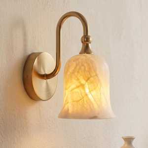 Applique murale moderne en laiton avec globe en marbre, luminaire mural d'intérieur, décoration de chambre à coucher - Product Image 1