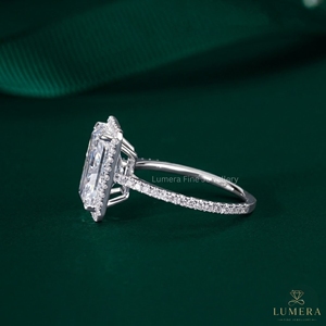Anillo de compromiso de diamante radiante y de corte redondo, color E, claridad VVS2, banda de boda de oro premium, joyería fina, regalo de lujo para ella. - Product Image 2