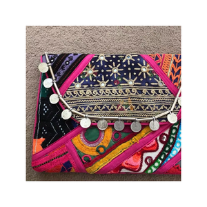 Bolso de mano de noche de lujo bordado a mano de tela Banjara Vintage patrón envolvente espejo trabajo moneda hombro transporte - Product Image 1
