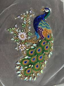 Applique brodée main paon perlée à coudre avec strass en cristal et fleurs pour vêtements, toile et tissu maillé - Product Image 1