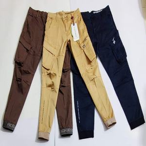 2022 nuevos pantalones cortos de algodón de verano con logotipo personalizado impreso para hombres Stock listo para la moda para la primavera - Product Image 2