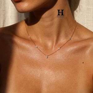 Collier en or 18 carats avec diamants marquise, collier en diamants de laboratoire par la marque The Yard, pendentif flottant marquise en argent sterling 925 - Product Image 6