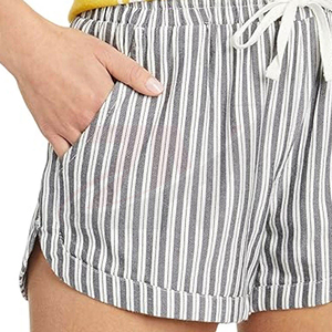Shorts décontractés pour femmes en tricot rayé avec cordon de serrage à la taille et poches, taille mi-haute, respirant, coupe ample - Product Image 5
