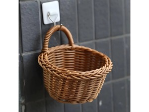 Cesta colgante de mimbre para cocina, ideal para exhibir pequeños artículos de supermercado, organizador de pared y decoración que ahorra espacio, de la India. - Product Image 6