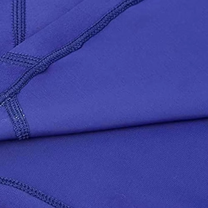 Tendance du moment : Rashguard homme personnalisé, léger, écologique, séchage rapide, manches longues, respirant, confortable, devant. - Product Image 5