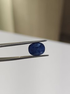 Zafiro Azul Natural de 6.65 ct, Gema Ovalada para Anillos de Compromiso y Joyería Fina - Product Image 5