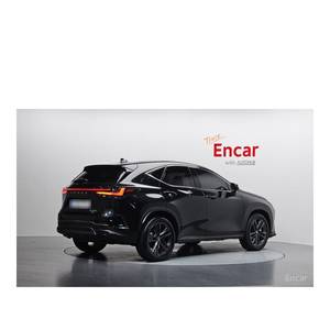 Lexus NX Premium 2024 con Volante a la Izquierda, Asientos de Cuero, Cámara Trasera, 6,898 km, 12 Meses de Garantía - Product Image 2