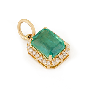 Customized High Quality K14 Yellow Gold Zambian <b>Emerald</b> & Diamond Small Halo <b>Pendant</b> Best Selling Bulk Jewelry Manufacturer - Product Image 3