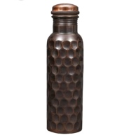 Bouteille d'eau en cuivre style nid d'abeille antique, bienfaits pour la santé, augmente l'immunité, bouteilles d'eau en cuivre pur très demandées