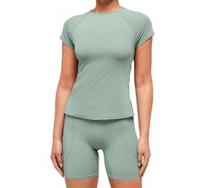 Conjunto de Yoga de 2 Piezas con Cierre de Cordón, Transpirable y Ecológico, Atuendo Deportivo Elegante con Ajuste Cómodo y Soporte - Product Image 1