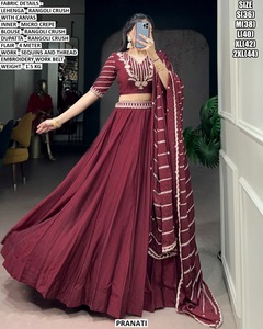 Lehenga traditionnel Shahi Crimson pour femmes, longueur au sol, pour Diwali et les fêtes - Product Image 4