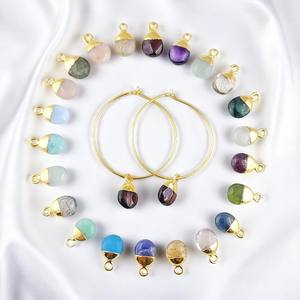 Pendientes de aro de plata de ley 925 chapados en oro con piedra lunar – Abalorios de piedras preciosas de nacimiento hechos a mano para mujer - Product Image 4