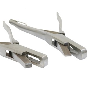 Animal V-shaped U-shaped Ear Notch Pliers Pig Ear Punch Stainless Steel <b>Clamp</b> Piglets Identification <b>Piercing</b> Marking Forceps - Product Image 3