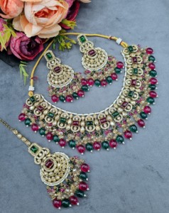 Ensemble collier choker avec boucles d'oreilles et mangtika assortis pour femmes, bijoux ethniques traditionnels pour réceptions, fabricants d'ensembles de bijoux. - Product Image 1