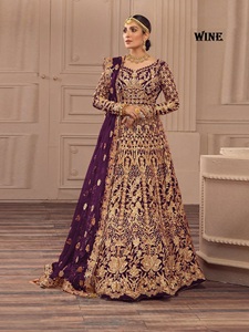 Vestido de novia Anarkali de alta calidad con trabajo de bordado pesado para niñas y mujeres disponible en cantidad a granel - Product Image 6