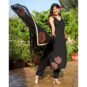 Conjunto de Traje Pintado a Mano en Color Negro, Talla XS, Marca Manya - Product Image 4