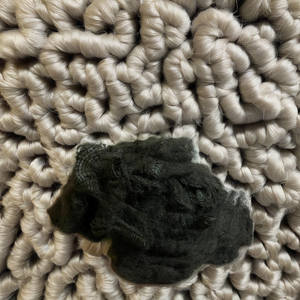 Fibre 100 % recyclée 6D noire solide et sèche, très demandée, de l'usine Vikohasan et fibre GRS pour la fabrication de fil non tissé et de géotextile. - Product Image 1