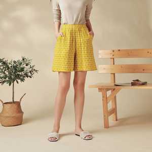 Shorts en coton à pois jaunes pour femmes, taille haute, coupe ample, décontractés, tricotés, respirants, avec poches - Product Image 3
