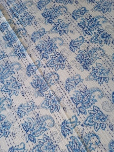 Cubrecama Floral con Estampado de Pájaros, Estilo Bohemio, Moderno, para Todas las Estaciones, de Mezclilla Estampada, con Relleno de Algodón Hecho a Mano, para Uso Doméstico - Product Image 6