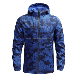 Chaqueta de carcasa resistente al viento suave con bolsillos laterales y cremallera, chaqueta impermeable con logotipo personalizado para exteriores, alta calidad, estampado para motocicleta y carreras - Product Image 3
