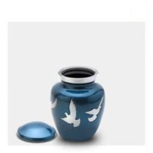 Urna Funeraria de Aluminio Azul de Primera Calidad para Cenizas Humanas, Elegante Urna Conmemorativa con Palomas Voladoras al Precio Más Bajo - Product Image 2