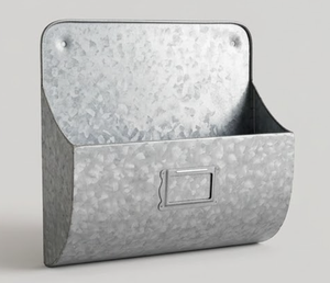 Elegante Buzón de Jardín Galvanizado Gris, Diseño de Montaje en Pared, Perfecto para Cartas y Servicios Postales, Accesorio Exterior con Estilo - Product Image 1