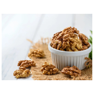 Nueces y Anacardos de Primera Calidad, Cacahuetes Crudos y Cáscaras de Nueces - Product Image 1