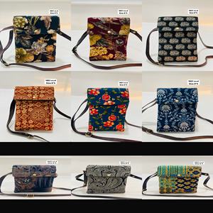 กระเป๋าสะพายข้าง Tribal Bloom Artisan Luxe รุ่นพรีเมียม ผ้ากำมะหยี่ ปิดด้วยแม่เหล็ก เป็นมิตรกับสิ่งแวดล้อม นุ่ม ทนทาน น้ำหนักเบา สไตล์ชาติพันธุ์ - Product Image 3