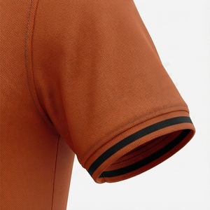 Polo à manches courtes pour homme, couleur marron rouille, tissu Oxford tissé uni, coupe classique, design boutonné - Product Image 6