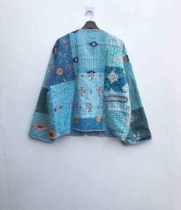 Abrigo Kantha de Algodón Khambadi Vintage Hecho a Mano, Chaqueta de Retazos con Relleno, Diseño Estampado Cosido a Mano, Tejido con Bolsillos - Product Image 6