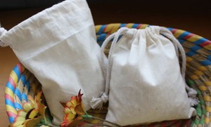 Sac à graines à cordon personnalisé avec logo, durable, lavable, imprimé, blanc, portable, en tissu tissé, résistant à l'eau, écologique, promotionnel - Product Image 6