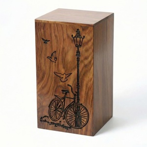 Urna Funeraria de Madera Estilo Americano Personalizada para Bebés con Grabado de Bicicleta Vintage, Contenedor de Cenizas Ecológico y Duradero - Product Image 1