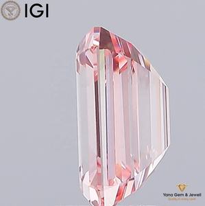 Diamante de Corte Esmeralda de 2.50 Quilates, Cultivado en Laboratorio, Color Rosa Intenso, Claridad VVS2, con Certificado IGI, para Anillo de Lujo Personalizado - Product Image 3