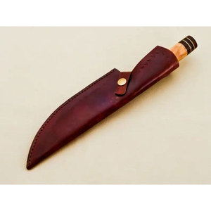 Couteau de cuisine en acier Damas 15g avec manche en bois et étui en cuir - Product Image 3