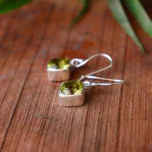 Pendientes de Peridoto Verde al por Mayor, Plata de Ley 925, Corte Cojín, Piedras Preciosas, Pendientes Colgantes Hechos a Mano, Joyería para Mujer - Product Image 2