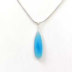 Pendentif en calcédoine bleu aqua (4,9 grammes) fait main en argent sterling 925, bijoux élégants pour femmes, JAIPUR SILVER - Product Image 3