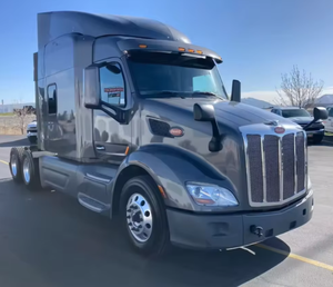 Camion semi-remorque Peterbilt 579 Sleeper 2019 d'occasion, moteur puissant, livraison mondiale - Product Image 5
