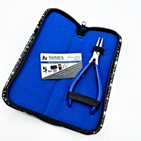Pince à extensions capillaires professionnelle en acier inoxydable de qualité chirurgicale, à profil plat pour la pose de bandes adhésives, avec ressort de rappel