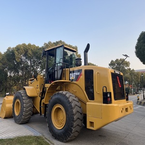 Chargeuse Caterpillar 966H d'occasion, moteur CAT, faible nombre d'heures, avec brise-roche et équipement de manutention industrielle - Product Image 5