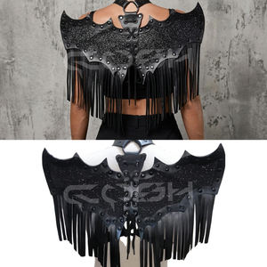 ชุดปีกค้างคาวประดับกลิตเตอร์พร้อมพู่หนังสีดำ แต่งเลื่อมแบบผูกเชือก สำหรับงานเทศกาลสไตล์โกธิค - Product Image 6