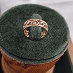 แหวนทองคำขาว 18K ประดับเพชรลายใบไม้เคลือบสีขาว ดีไซน์หรูหราสำหรับผู้หญิง เหมาะสำหรับงานแต่งงาน งานเลี้ยง ของขวัญสุดพิเศษ ขัดเงาอย่างดี - Product Image 3