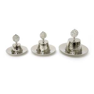 Quemador de incienso decorativo de metal hecho a mano para fragancia de Oud, pieza decorativa para interiores. - Product Image 1