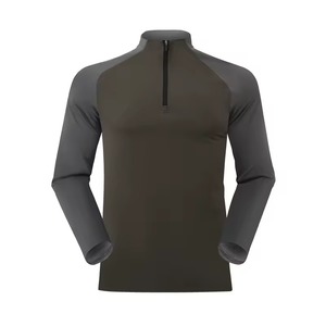 Fabricant de t-shirts d'entraînement à compression personnalisés, vêtements de sport pour la salle de sport, séchage rapide, évacuation de l'humidité, polyester, élasthanne, marque privée - Product Image 4