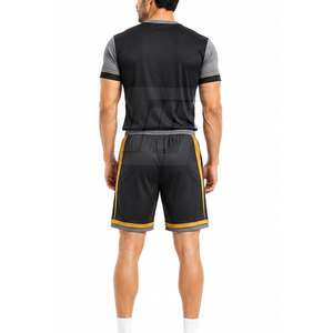Tenue d'entraînement de badminton en tissu performant offrant respirabilité, confort et liberté de mouvement sur le terrain - Product Image 4