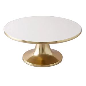 ขาตั้งโลหะเคลือบสีทองคุณภาพสูงพร้อมฐานเค้กหินอ่อนสีขาวดีไซน์ใหม่สำหรับตกแต่งบ้าน - Product Image 1