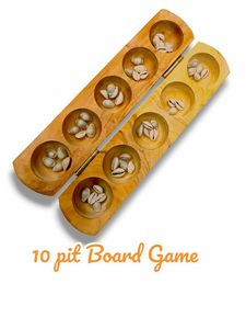 Plateau de jeu Mancala traditionnel en bois sculpté avec des coquillages de cauris pour deux joueurs - Product Image 5