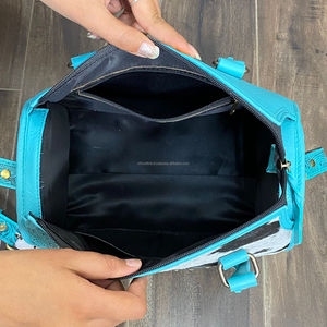 Sac de voyage en cuir de vachette fait main, grand format, motif cœur, style vintage floral, sac à main Speedy unisexe, vente en gros - Product Image 6